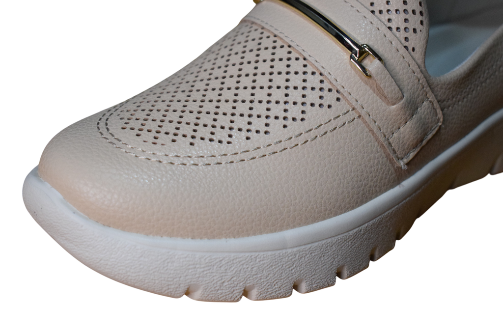 Bežové slip-on topánky - PICCADILLY