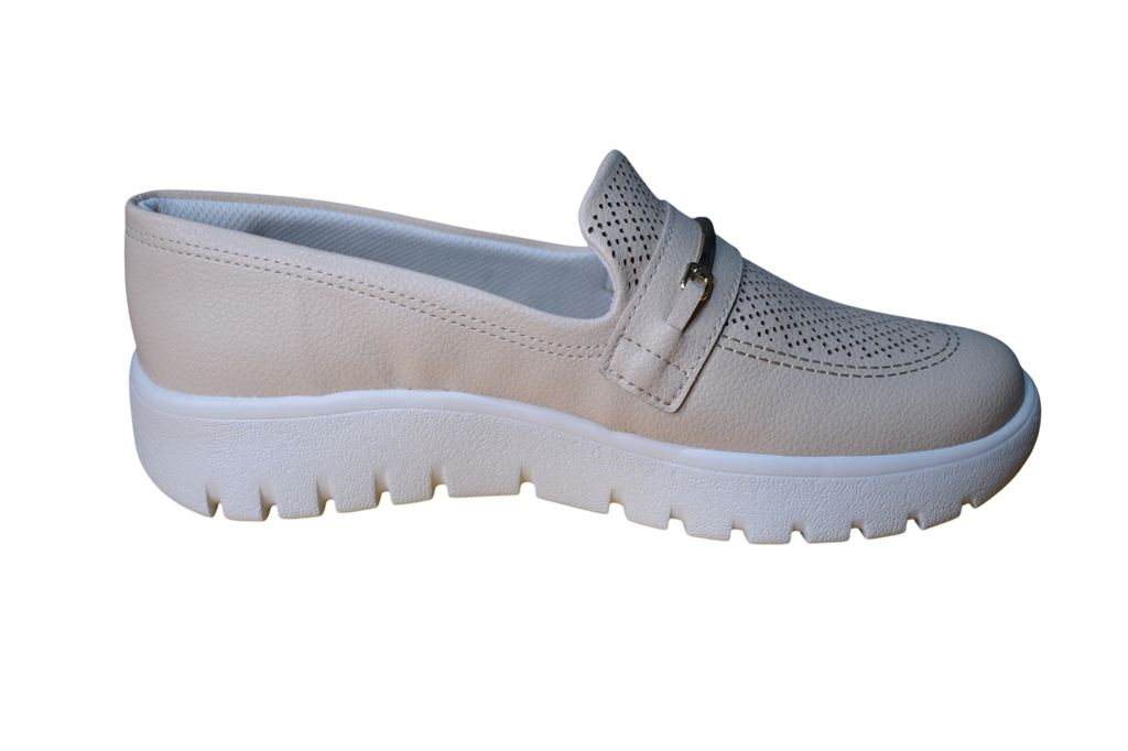 Bežové slip-on topánky - PICCADILLY